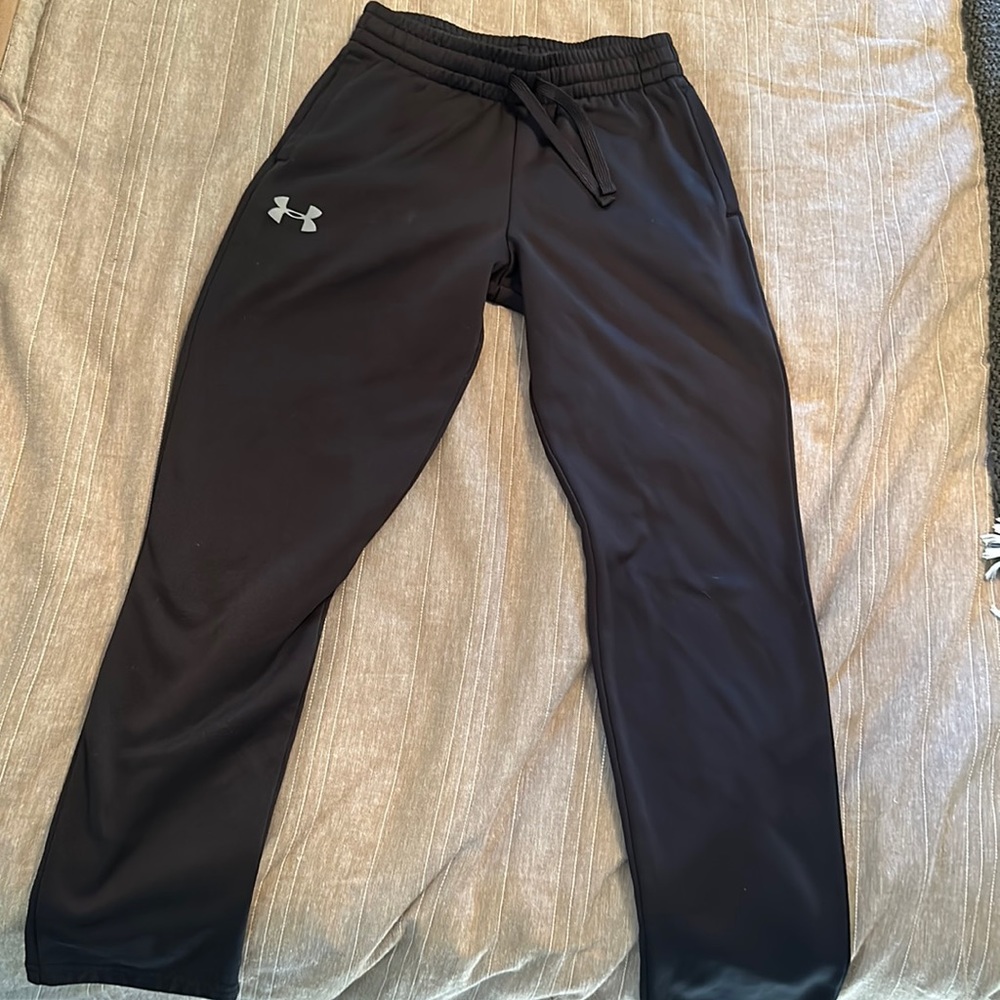 Boys Under Armour sweatpants